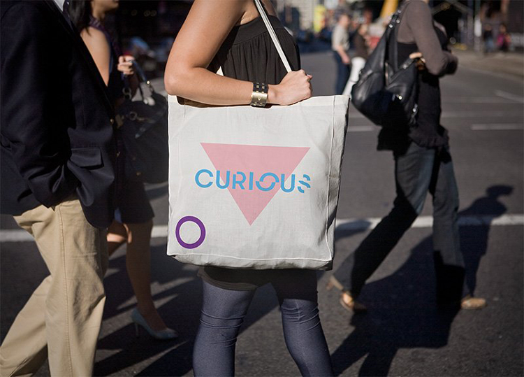 藝術(shù)節(jié)品牌標識設(shè)計，以廣為人知的彩虹旗為基礎(chǔ)